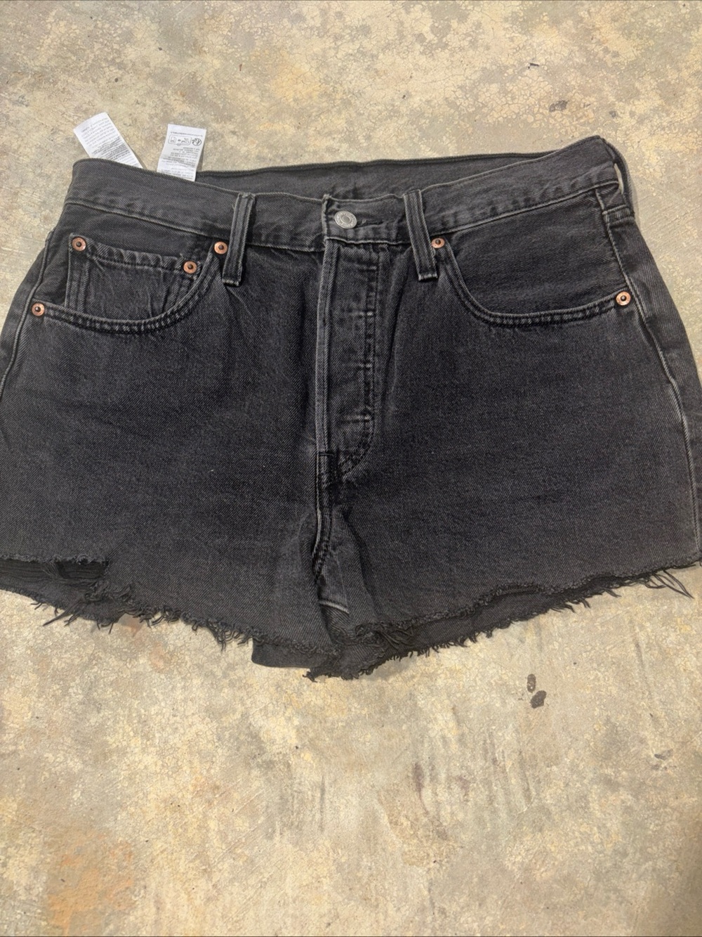 Levi's Black Raw-Hem Denim Cutoff Shorts Sz 30